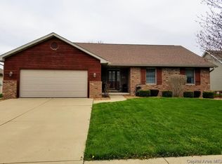 3909 Oakview Dr, Springfield, IL 62712