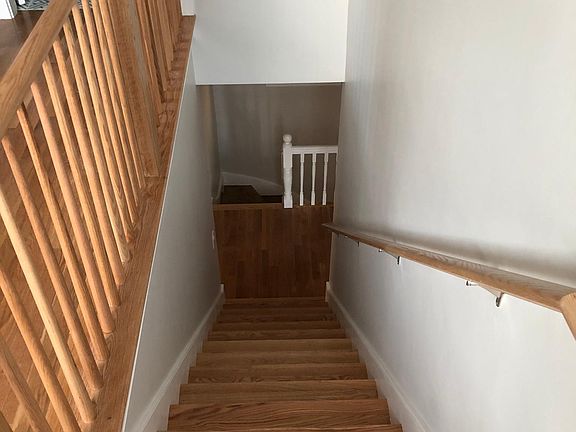 3rd image of 28 Avon St