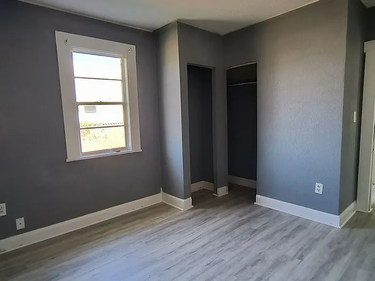 1730 Broxey Ct NE — Photo 1