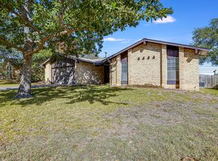 6507 Fruitwood St, Leon Valley, TX 78238