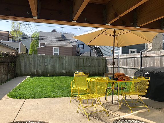 2nd image of 1845 W Berteau Ave #1