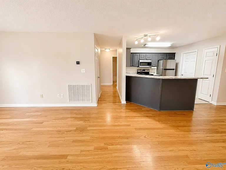 115 Bremerton Dr SW — Photo 9