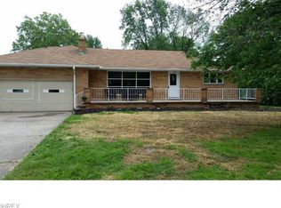 7719 McCreary Rd, Seven Hills, OH 44131