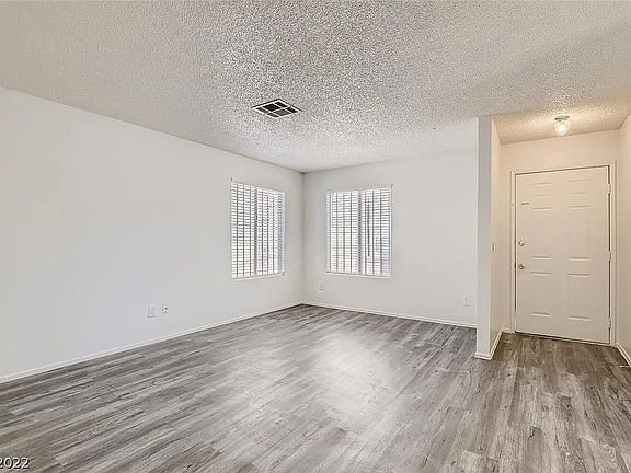 4th image of 716 Pensacola Ln #2