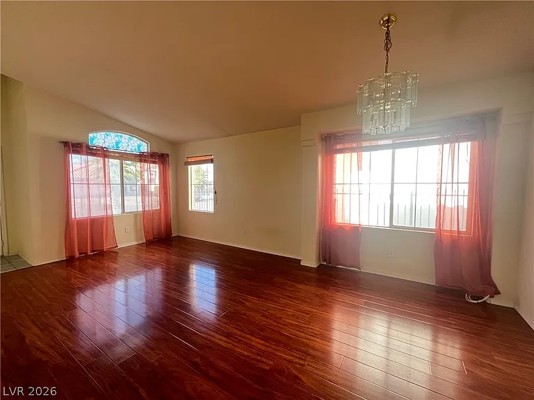 7925 Fall Harvest Dr — Photo 4