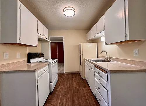 Sweetbriar Apartments Photo 1