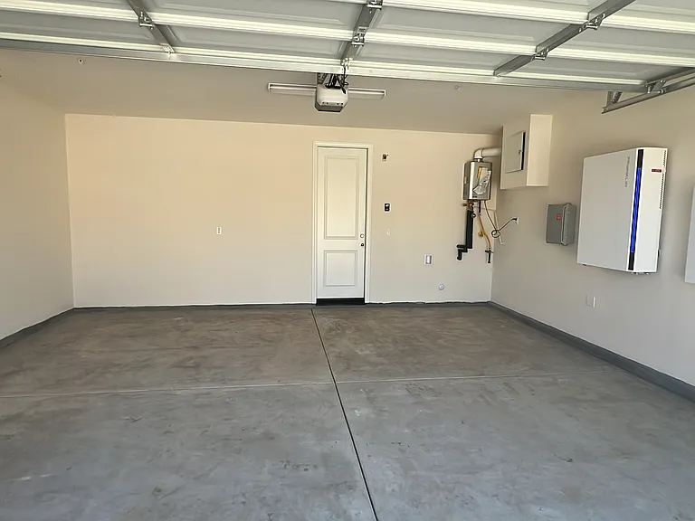 21469 Thomas Ct — Photo 19