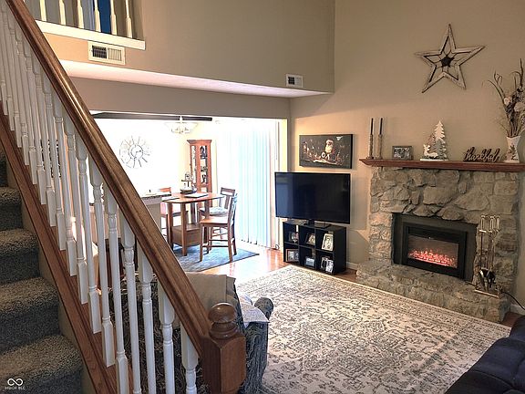 3rd image of 8044 Valley Farms Ct #1-C