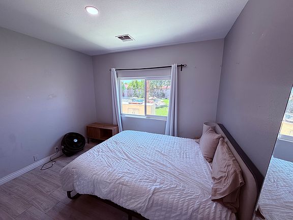 3rd image of 68315 Santiago Rd
