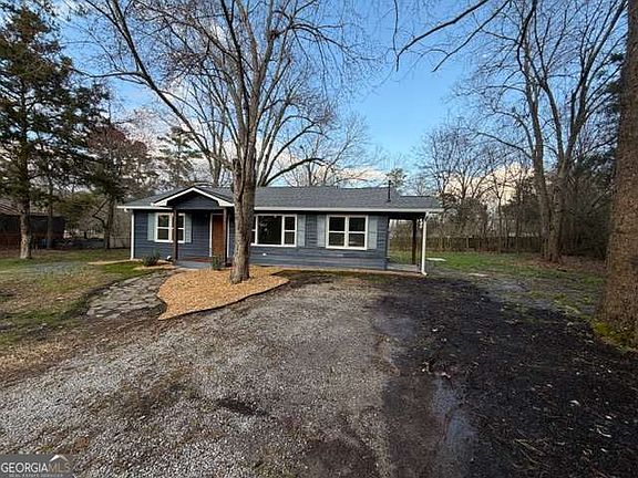 2nd image of 756 Old Summerville Rd NW