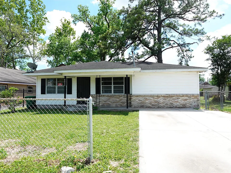 8022 Woodlyn Rd