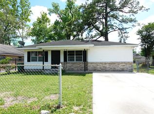 8022 Woodlyn Rd, Houston, TX 77028