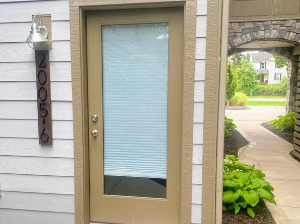2005 Celadon Dr NE #6, Grand Rapids, MI 49525