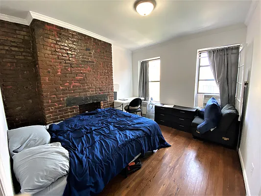 Rented by Douglas Elliman | media 14