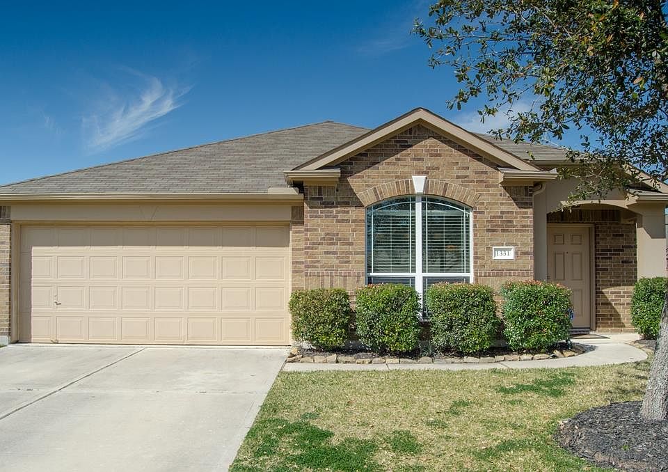 1st image of 1331 Maple Ace Dr