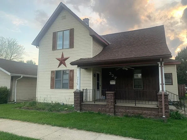 327 S Wood St, Fostoria, OH 44830