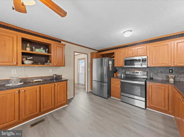 35549 Pine Dr, Millsboro, DE 19966
