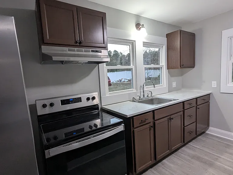 706 Zane Perkins Dr — Photo 6