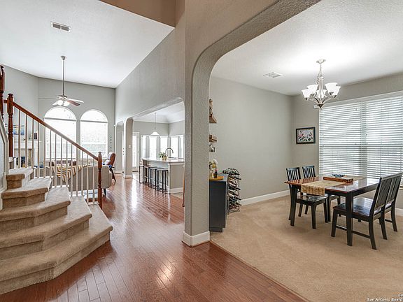 3rd image of 3327 Valley Creek
