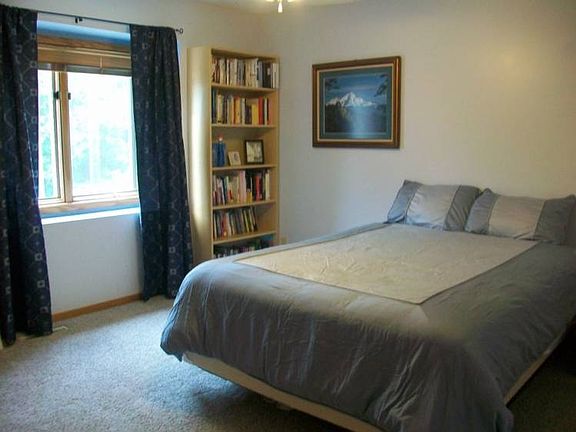 Up stair bedroom 1