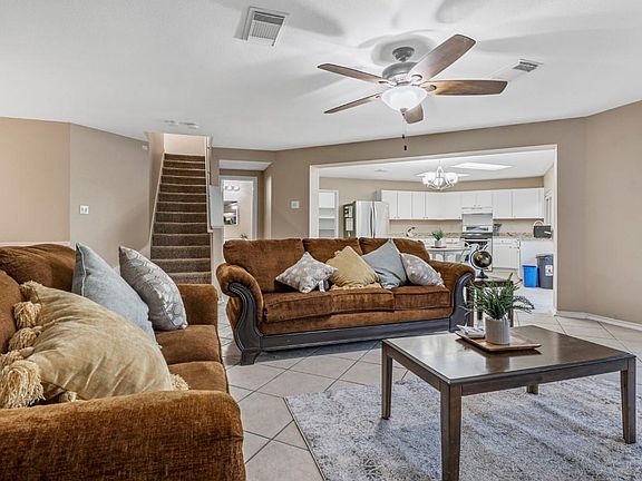 4th image of 5838 Creekway