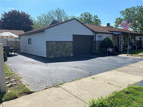 3rd image of 6802 Lindbergh Ave