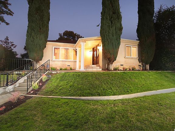 2nd image of 700 Glen Ave
