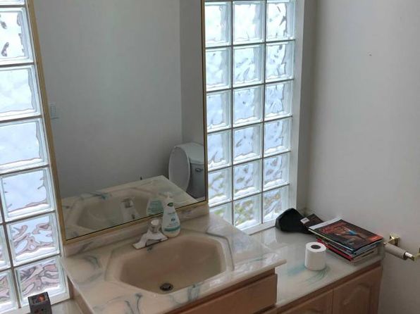 3 bedroom rental in Vancouver — photo 4