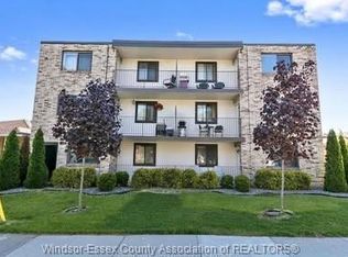 1580 Moy Ave #201, Windsor, ON N8X4S9