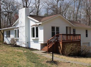 179 Country Club Dr, Stanardsville, VA 22973