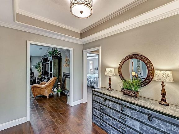 3rd image of 1340 Camino Real