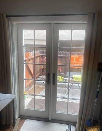 5th image of 2118 Oak Park Ln