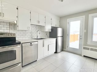 445 Stirling Ave S #3, Kitchener, ON N2M3H7