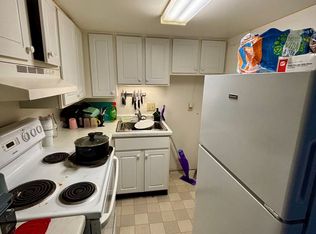 511 W Main St APT 105, Madison, WI 53703