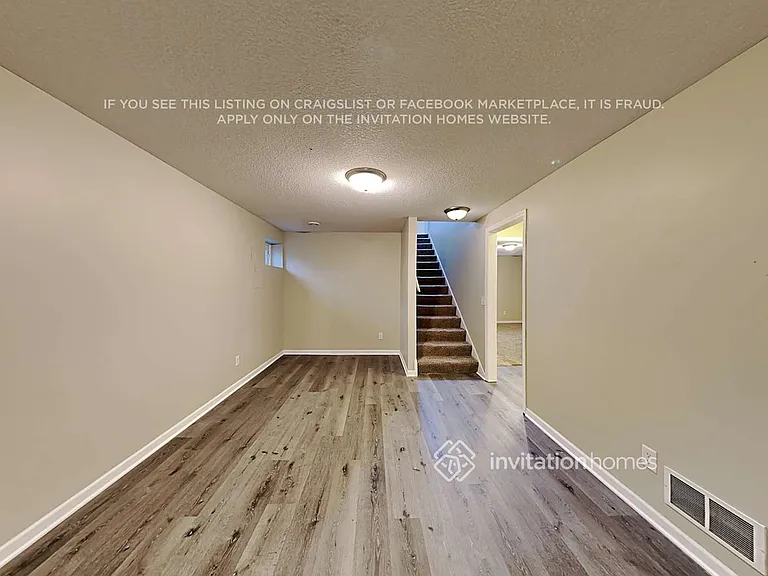 5644 Maryland Ave N — Photo 9