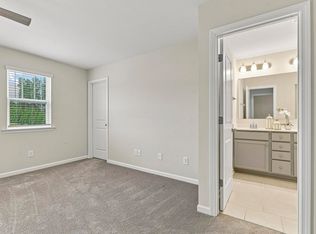 156 Willow Green Dr, Clayton, NC 27527