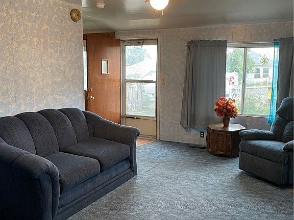 3rd image of 27 Avenue D