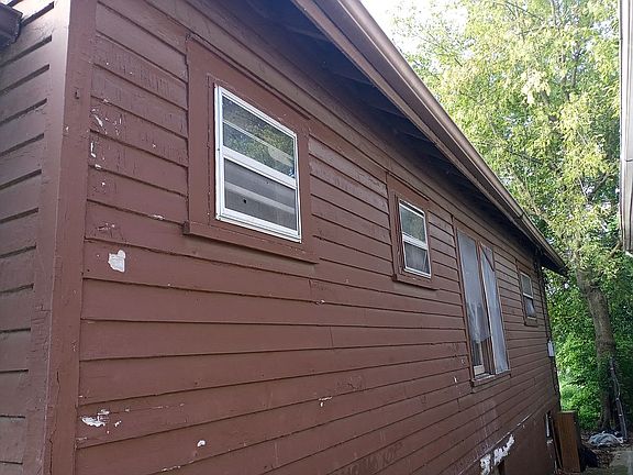 3rd image of 6034 Lucille Ave