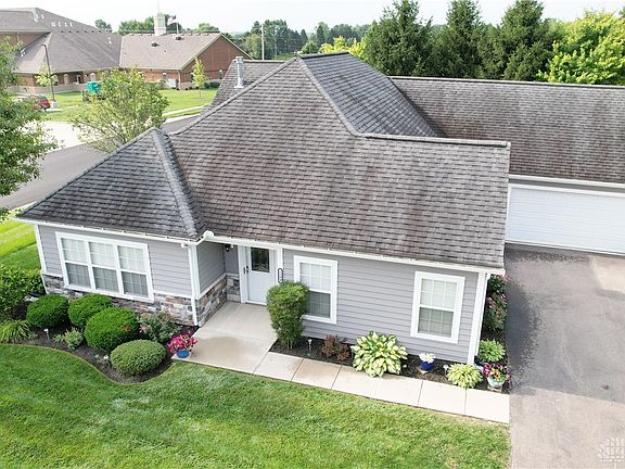 3rd image of 1104 Brookfield Dr