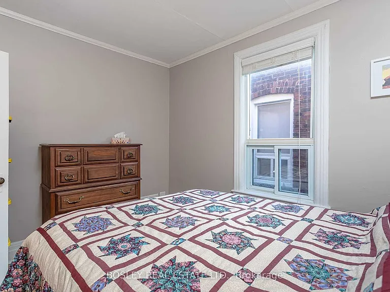 774 Gladstone Ave — Photo 11