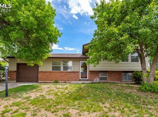 4913 Bradley Ln, Colorado Springs, CO 80911