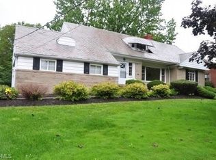 24741 Bryden Rd, Beachwood, OH 44122