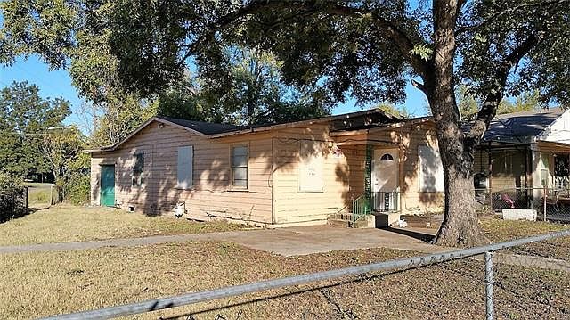 2nd image of 2701 Lee Ave