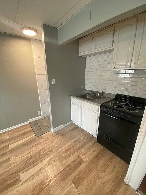 Studio, 400 sqft, $1,150 — Photo 4