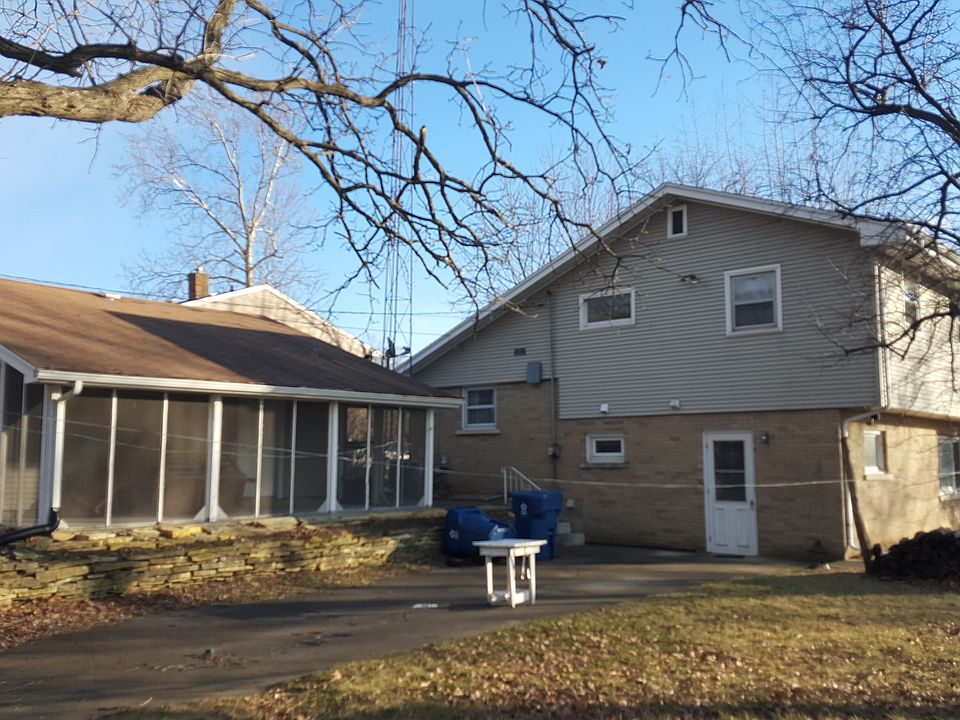 1st image of 1395 Blatt Blvd