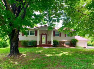 209 Elkmont Rd, Knoxville, TN 37922