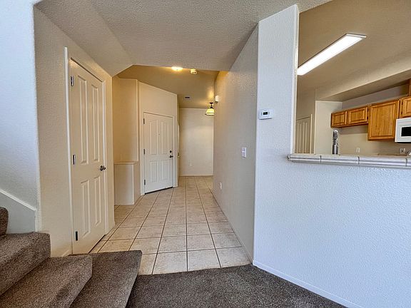 5th image of 161 Shoal Dr W