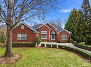 9211 Holly Hill Farm Rd, Charlotte, NC 28277