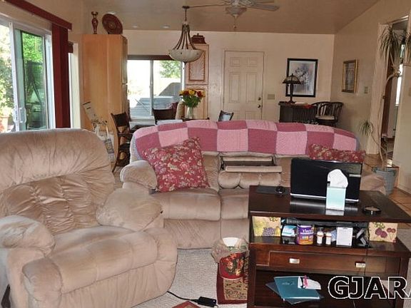 2nd image of 2918 1/2 Sandra Ave