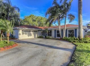 1320 41st Ave NE, Saint Petersburg, FL 33703